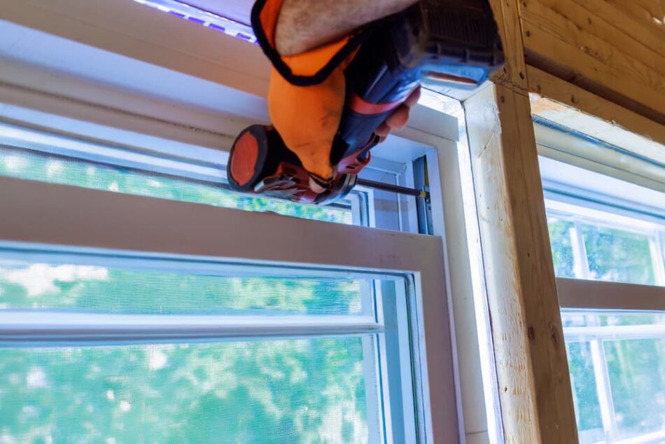 How to Fix a Window That Won't Stay Up | BlueBird Windows & Doors